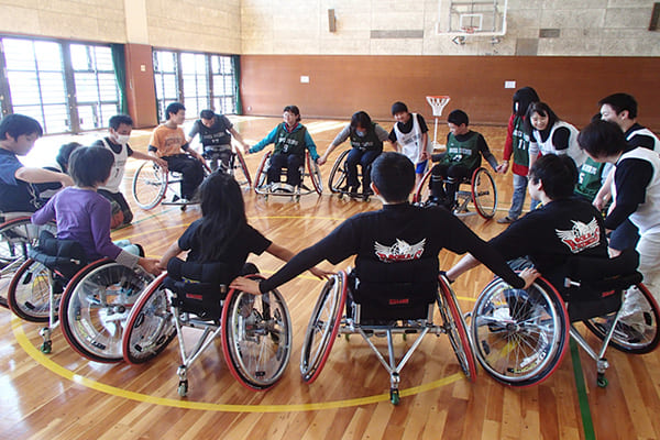 身体に障がいのある方に対する救命法講習会の様子2